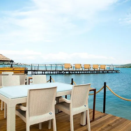 Cunda Fora Glamping Campsite